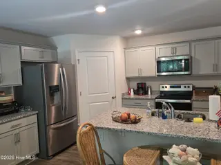301 Stratton Place, Washington, NC 27889 – photo 4: Kitchen