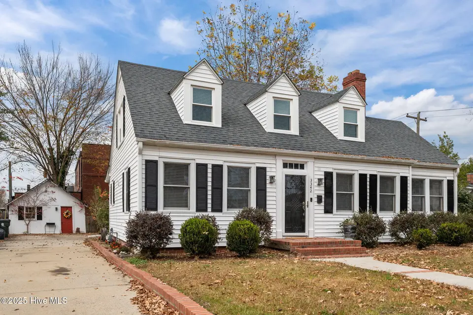 3342 N Contentnea Street, Farmville, NC 27828 – photo 1 of 44: 3-web-or-mls-LHV_4198