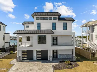 208 Radio Island Road, Morehead City, NC 28557 — 4-bedroom home in Tide Lines, Morehead City, NC, photo 3 of 62: 1-web-or-mls-208 Radio Island 001