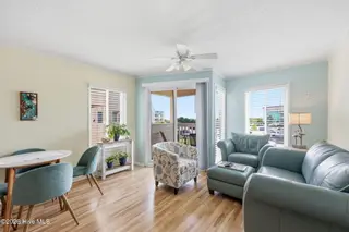 1904 E Ft Macon Road 144, Atlantic Beach, NC 28512 – photo 9: Living