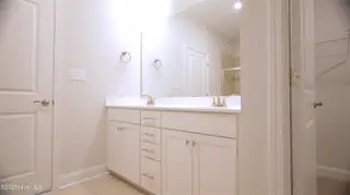 1254 Opaca Drive SE, Bolivia, NC 28422 – photo 18: Owners Bathroom