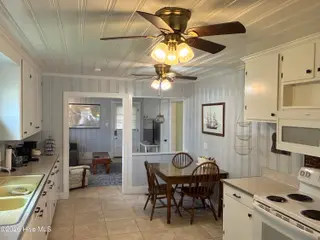 415 E 5th Street, Washington, NC 27889 – photo 12: Kitchen