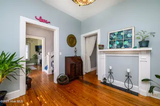 406 Queen Street, New Bern, NC 28560 – photo 10: Formal Living Room