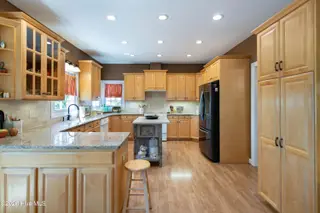 29 Abbottsford Drive, Pinehurst, NC 28374 — 3-bedroom home in Pinewild CC, Pinehurst, NC, photo 17 of 68: DSC_8638