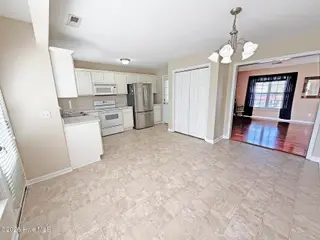 4901 N Hampton Drive SE, Southport, NC 28461 – photo 14: 4901 N Hampton New Paint 3
