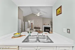 118 Kensington Way, Aberdeen, NC 28315 – photo 5: 10-DSC01189