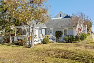 1112 Shepard Street, Morehead City, NC 28557 – photo 3: Side view