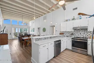 347 E First Street, Ocean Isle Beach, NC 28469 – photo 6: Kitchen