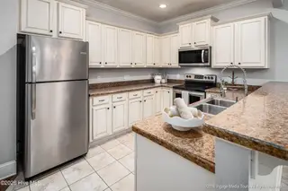 2324 Dovedale Drive B, Greenville, NC 27834 – photo 9: 20260209 MLS K_Holloman 2324 Dovedale Dr