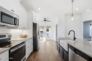8701 Maple Ash Trail NE, Leland, NC 28451 — 4-bedroom home in Compass Pointe, Leland, NC, photo 18 of 47