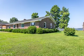 1303 Little River Drive, Elizabeth City, NC 27909 – photo 3: 9H4A2292-HDR