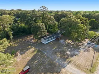 1951 Catherine Lake Road, Richlands, NC 28574 – photo 6: 33-web-or-mls-1951-catherine-lake-rd.46_