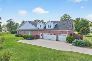 584 Stanwood Drive SE, Bolivia, NC 28422 – photo 2: 08-kahunaphoto