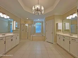 140 Steeplechase Way, Southern Pines, NC 28387 – photo 15: Owner Suite Bath