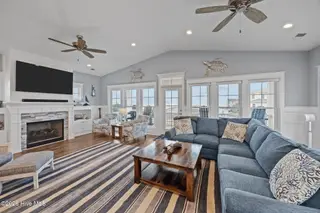 116 W Dolphin Drive, Oak Island, NC 28465 – photo 7: 37-web-or-mls-IMG_4348
