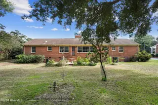 611 Gloucester Road, Goldsboro, NC 27534 — 3-bedroom home in Spring Valley, Goldsboro, NC, photo 7 of 37: 09-611 Gloucester Rd-9