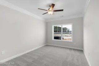 233 Cline Way Unit 106, Beaufort, NC 28516 – photo 5: Primary Bedroom