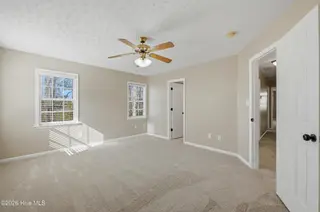 108 Dockside Drive, Jacksonville, NC 28546 – photo 5: 24_108_dockside_dr_024