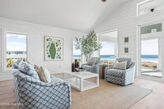 317 S Lumina Avenue, Wrightsville Beach, NC 28480 – photo 10: 317 S Lumina Ave (9)