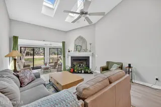 6204 Inland Greens Drive, Wilmington, NC 28405 – photo 12: 6204InlandGreenDrive-11