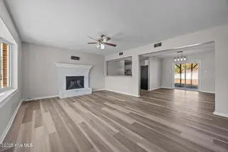 7 Walnut Drive, Jacksonville, NC 28546 – photo 5: 20251031145940867946000000-o