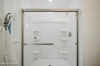 413 Hickory Drive, Elizabeth City, NC 27909 – photo 22: Bathroom 2, View 3