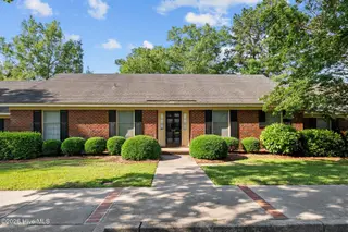 809 Greenbriar Road, Kinston, NC 28501 – photo 2: 2-web-or-mls-LHV_0039