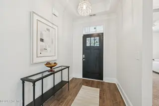 144 Holly Springs Court, Southern Pines, NC 28387 – photo 4: foyer