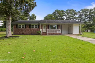 7 Princeton Drive, Jacksonville, NC 28546 – photo 1: 01