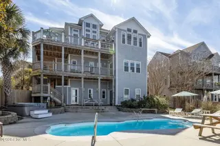 4204 Emerald Drive, Emerald Isle, NC 28594 – photo 4: 4204 Emerald Drive