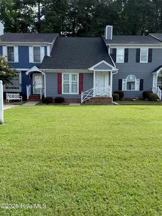 Fredericksburg, Goldsboro – photo 3: IMG_3758