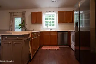 123 Daphne Drive, Hubert, NC 28539 – photo 8: Kitchen