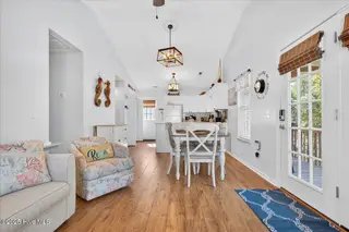 328 NE 41st Street, Oak Island, NC 28465 – photo 7: 21-https---www
