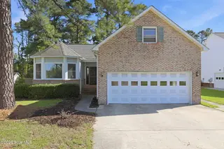 6013 Pelican Drive, New Bern, NC 28560 – photo 1: 1-web-or-mls-0C0A8725
