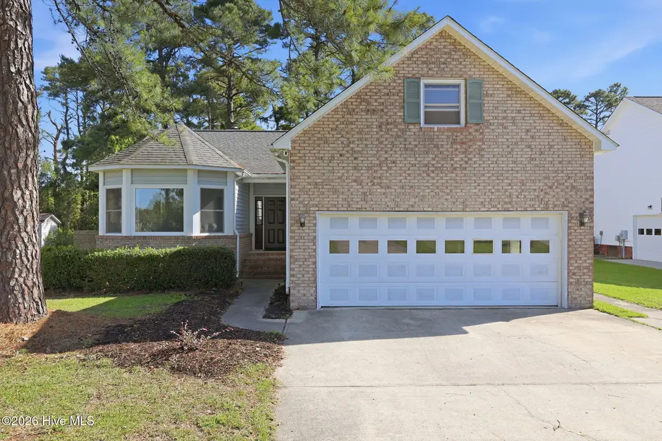 6013 Pelican Drive, New Bern, NC 28560 – photo 1 of 71: 1-web-or-mls-0C0A8725