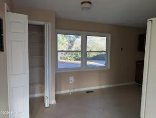 204 Shamrock Drive, Jacksonville, NC 28540 – photo 10: PXL_20260113_131753827