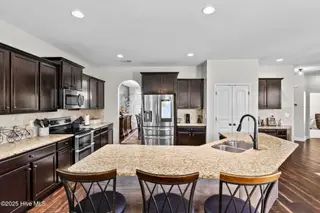 715 Southernwood Place, Hubert, NC 28539 — 4-bedroom home in Peyton's Ridge, Hubert, NC, photo 16 of 68