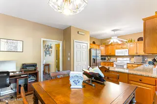 654 Redwood Drive, Southern Pines, NC 28387 – photo 11: 654 Redwood Dr-LR-JFP-11
