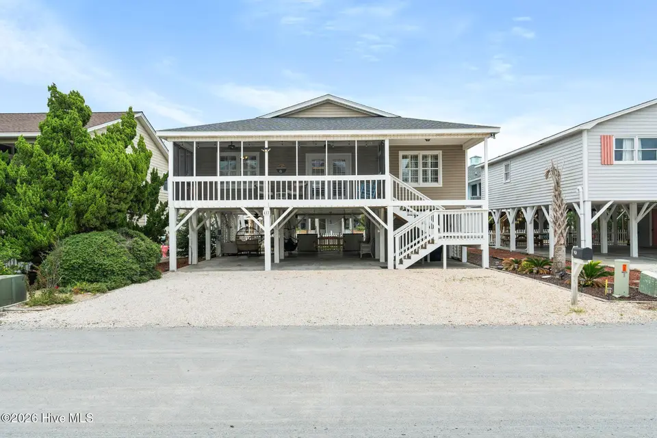 417 4th Street, Sunset Beach, NC 28468 — 4-bedroom home, Sunset Beach, NC, photo 1 of 41: 417 4th St, Sunset Beach, NC