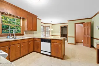 117 Shannon Court, Rocky Mount, NC 27804 – photo 23: Large Eat-In Kitchen