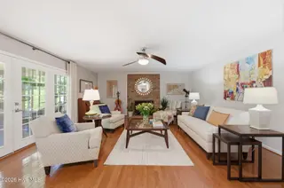 110 Creekview Road, New Bern, NC 28562 – photo 3: 03-web-or-mls-DSC_7101