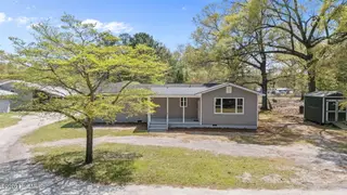 393 Old Vanceboro Road, New Bern, NC 28560 – photo 4: 3-web-or-mls-DJI_20260401134755_0216_D