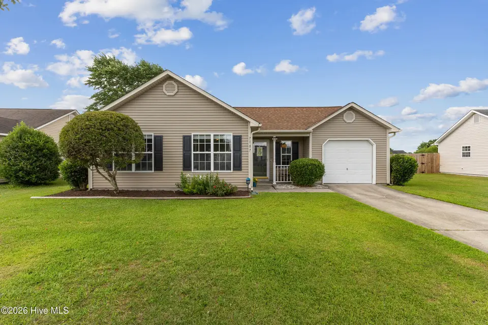 7107 Thurgood Road, Wilmington, NC 28411 – photo 1 of 30