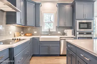 613 Watauga Lane, Aberdeen, NC 28315 – photo 2: Kitchen