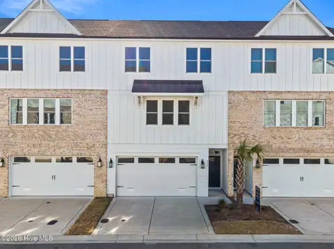 818 Anchors Bend Way, Wilmington