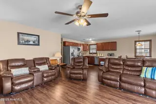 402 Canal Drive, Carolina Beach, NC 28428 – photo 4: 21-web-or-mls-BTS06888