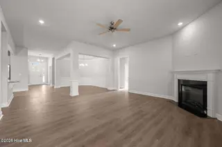1504 Caracara Drive, New Bern, NC 28560 – photo 7: Living Area