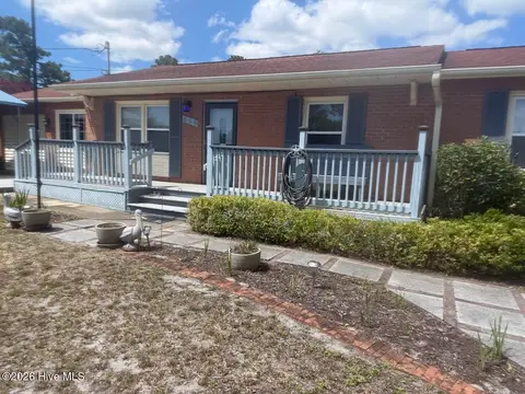 456 Sand Ridge Rd, Hubert
