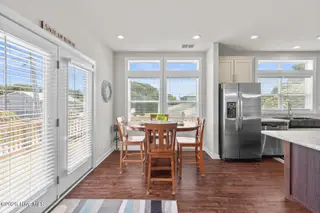 127 Eastview Drive, Emerald Isle, NC 28594 – photo 13: eastview-18