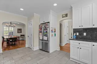 418 Forest Hills Drive, Wilmington, NC 28403 – photo 14: kitchen